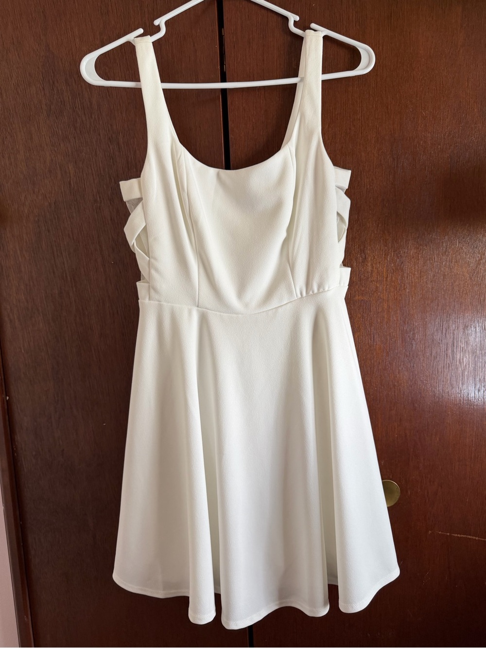 White Sleeveless Dress